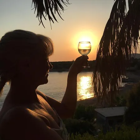 شقة Dionisis Kounopetra